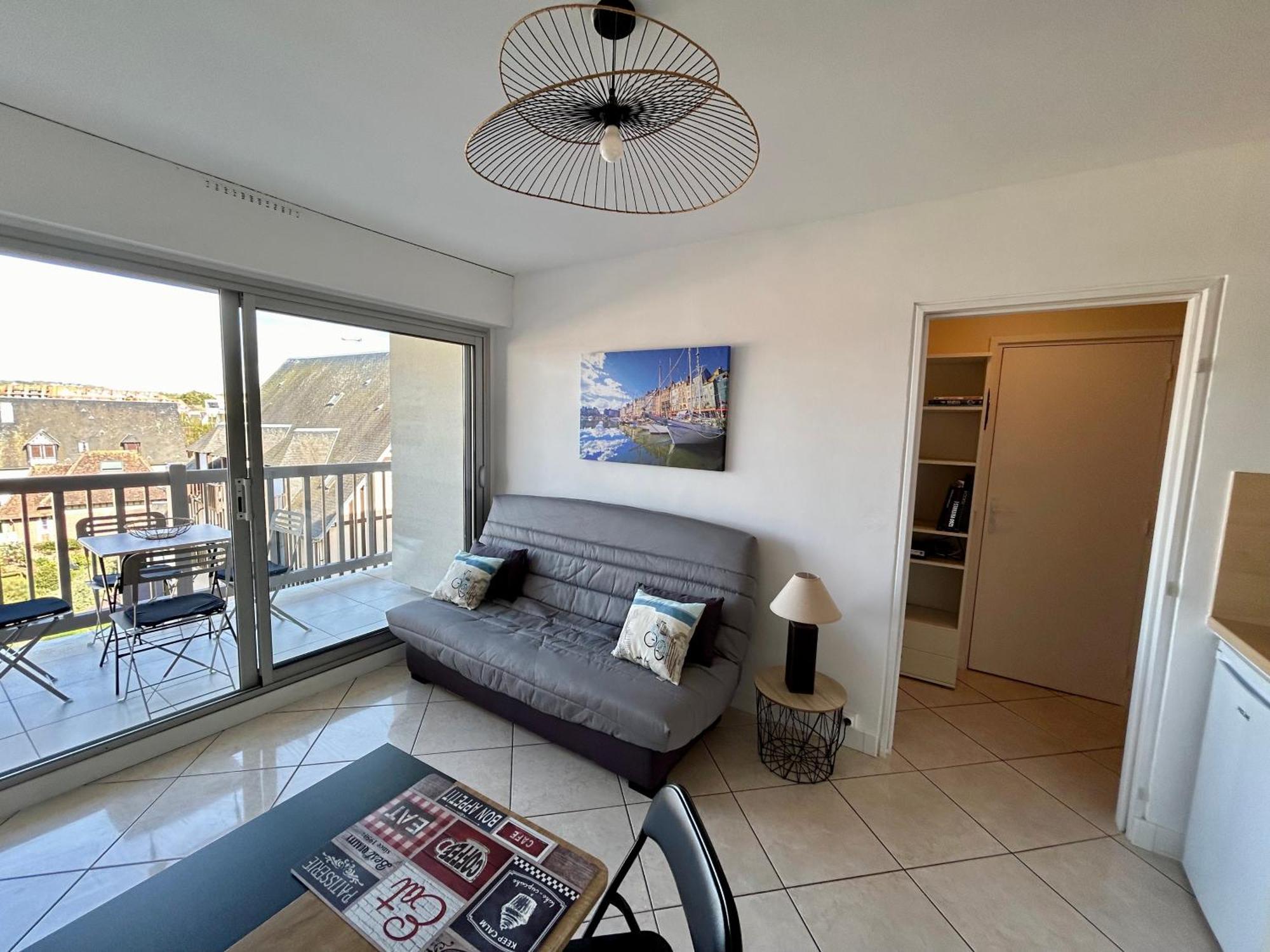 Appartement Vue Mer - 30 M De La Plage - 5 Minutes A Pied Du Centre Ville Et Du Casino Villers-sur-Mer Extérieur photo